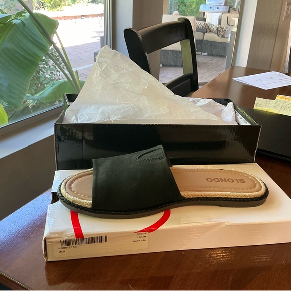 BLONDO women’s waterproof Emilia sandals size 7.5 black nubuck slides - Picture 8 of 11